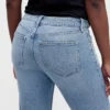 Curvy Low Rise '90S Slim Straight Jeans