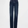 Curvy Low Rise '90S Slim Straight Jeans