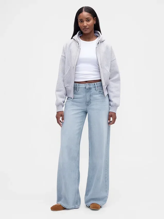 Curvy Mid Rise Ultrasoft Baggy Jeans
