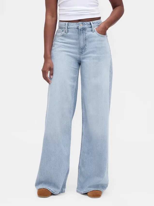 Curvy Mid Rise Ultrasoft Baggy Jeans
