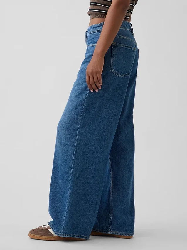 Curvy Mid Rise Ultrasoft Baggy Jeans