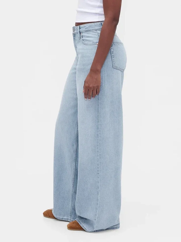 Curvy Mid Rise Ultrasoft Baggy Jeans