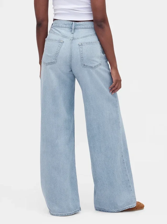 Curvy Mid Rise Ultrasoft Baggy Jeans