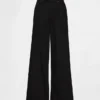 Curvy Mid Rise Ultrasoft Baggy Jeans