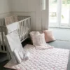 Den förgyllda lekmattan Gilded Bird Spring Toile