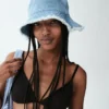 Fransad buckethat