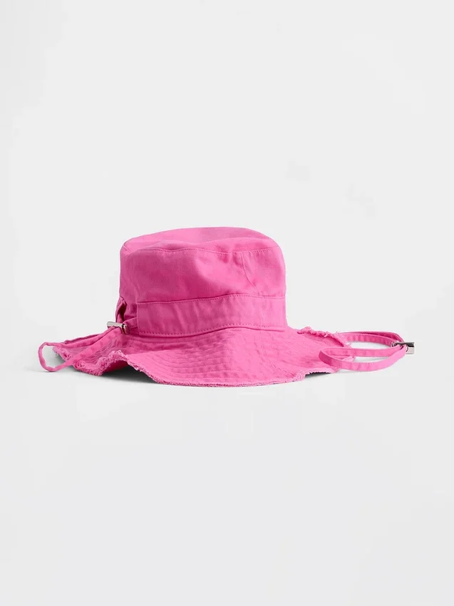 Fransad buckethat