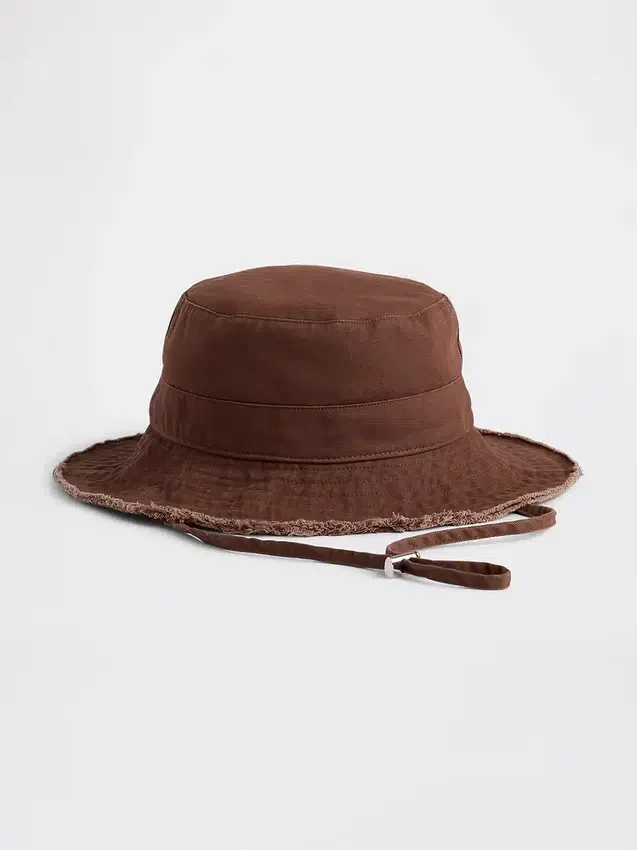 Fransad buckethat