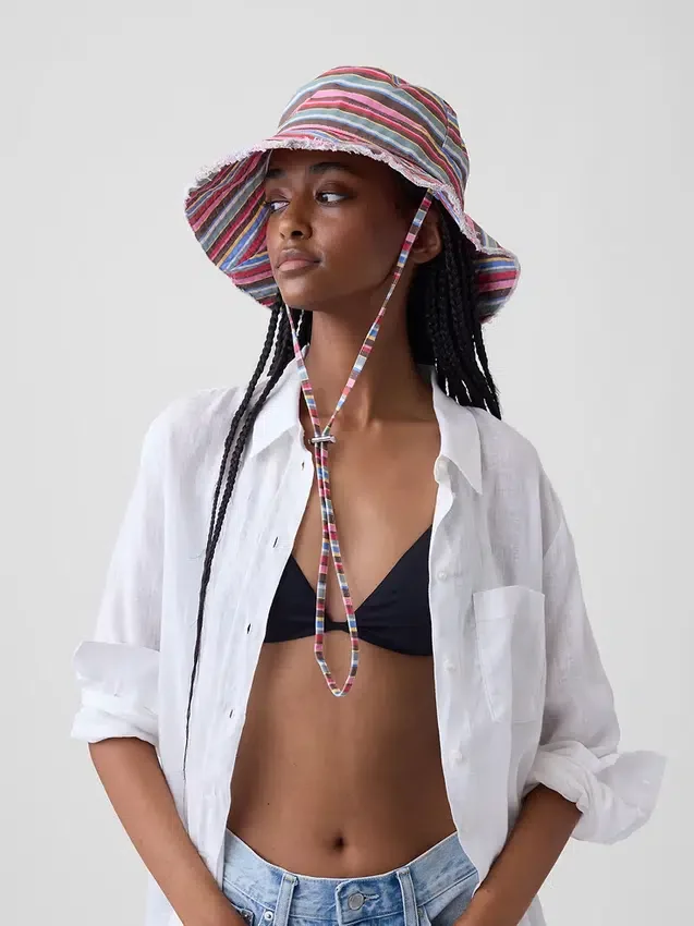 Fransad buckethat