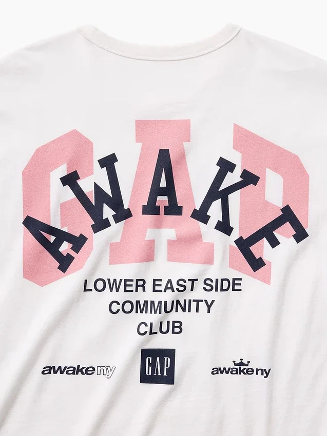 Gap × Awake Ny T-shirt med avslappnad logotyp