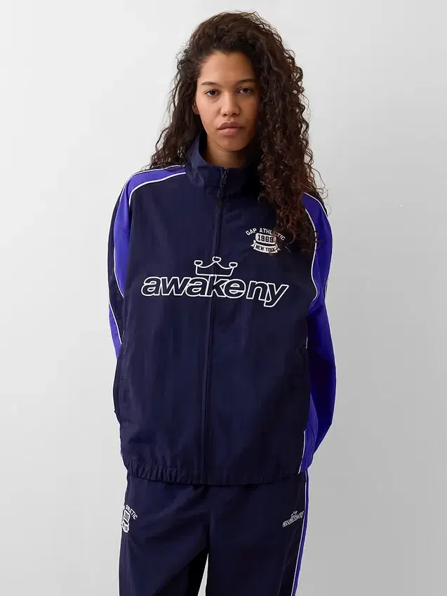 GAP × Awake Ny återvunnen oversized träningsjacka