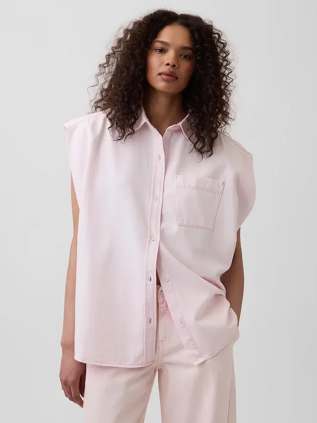 Gap × Hfr Ultrasoft Denim-skjorta med breda axlar från Nicole Benefield Portfolio
