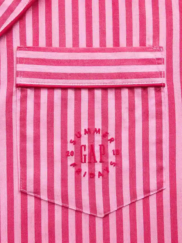 Gap × Summer Fridays avslappnad passform med randigt poplin i skjortaform