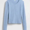 GAP × Summer Fridays pyjamasöverdel i pointelle-stickning