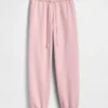 GAP × Summer Fridays tjocka joggingbyxor med avslappnad passform och logotyp
