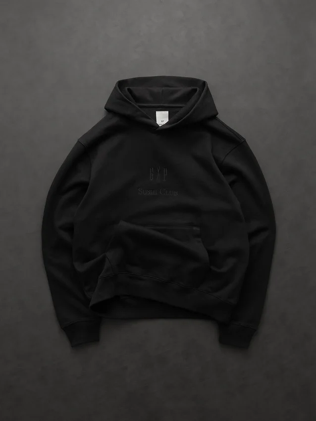 GAP × Sushi Club Tjock hoodie med logotyp