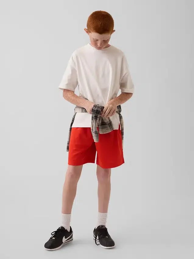 GapFit 6" återvunna mesh-Shorts för barn
