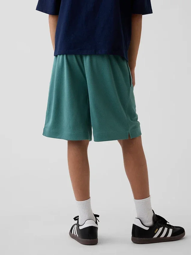 GapFit 6" återvunna mesh-Shorts för barn