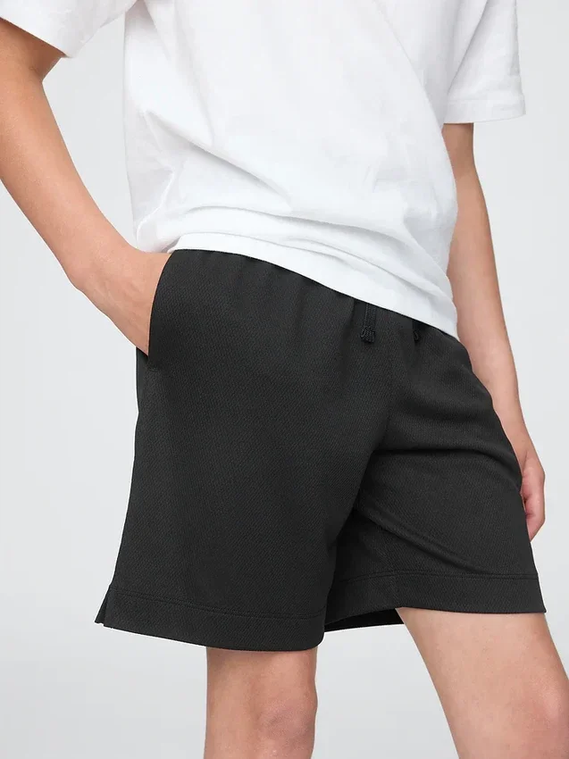GapFit 6" återvunna mesh-Shorts för barn