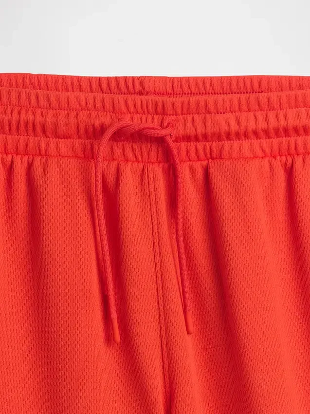 GapFit 6" återvunna mesh-Shorts för barn