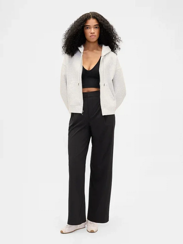 GapFit High Rise Runaround Relaxed Trouser