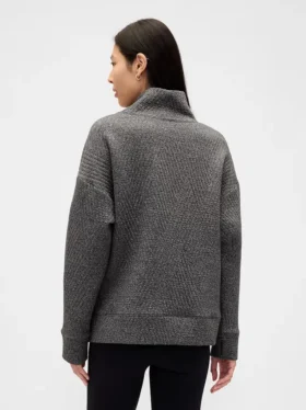 GapFit quiltad jacquardstickad tröja med trattkrage