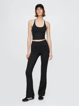 GapFit Sky High Rise Power Flare-leggings