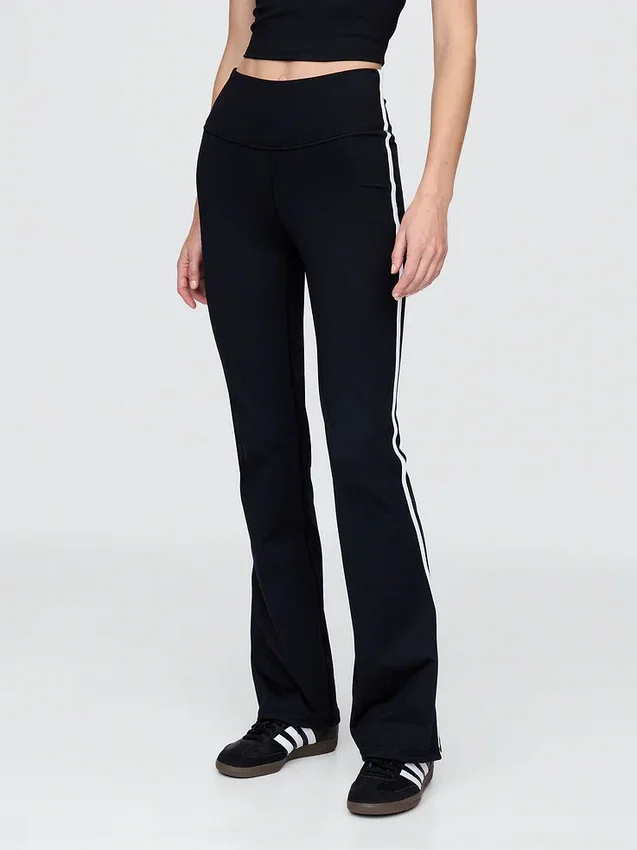 GapFit Sky High Rise Power Flare-leggings