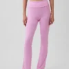 GapFit Smooth Foldover Mini Flare-leggings