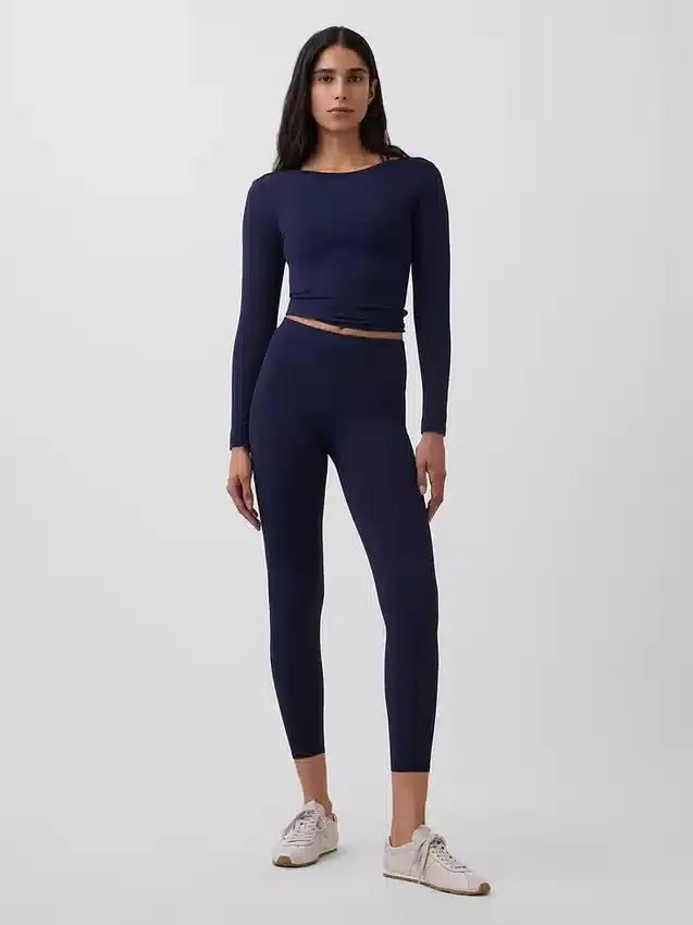 GapFit Smooth T-shirt med båthals