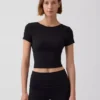 GapFit Smooth vändbar crop-top med omlott
