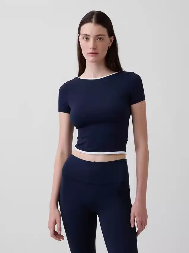 GapFit Smooth vändbar crop-top med omlott