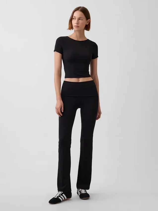 GapFit Smooth vändbar crop-top med omlott
