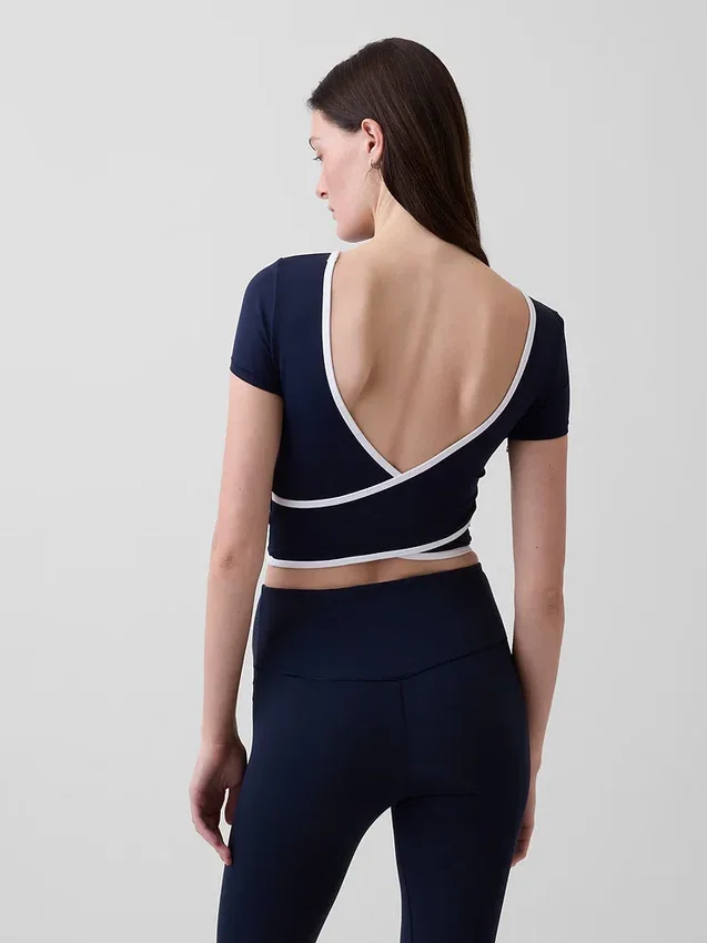 GapFit Smooth vändbar crop-top med omlott