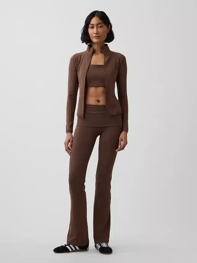 GapFit Smooth Zip Jacket