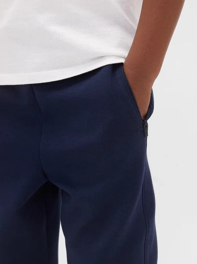 GapFit Tech snabbtorkande joggingbyxor för barn