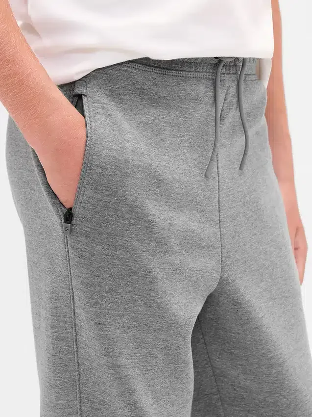 GapFit Tech snabbtorkande joggingbyxor för barn