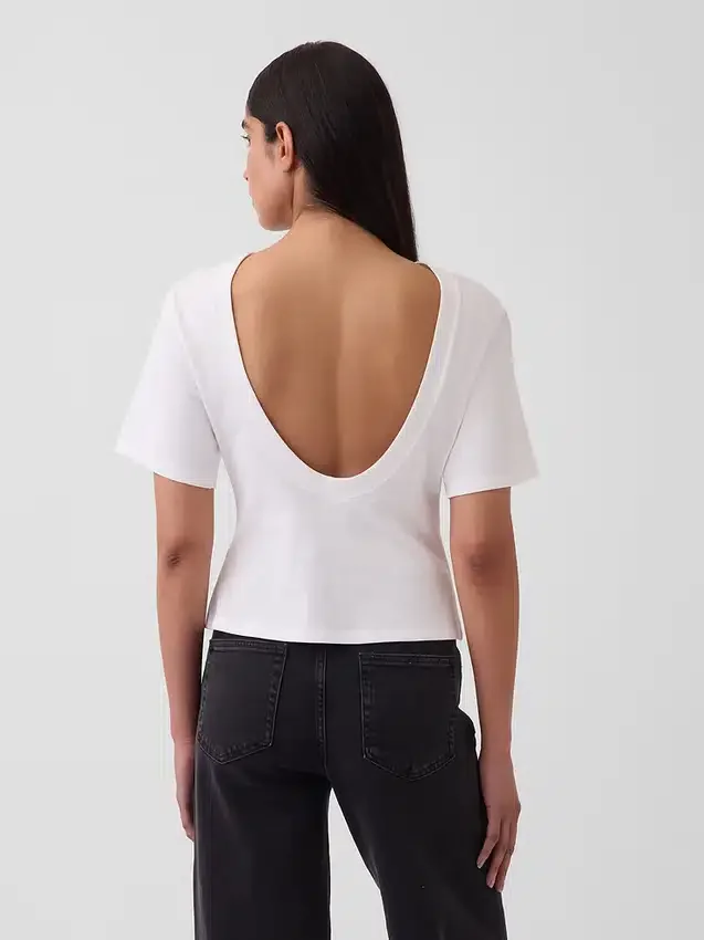 Gapstudio T-shirt med rund rygg och ficka