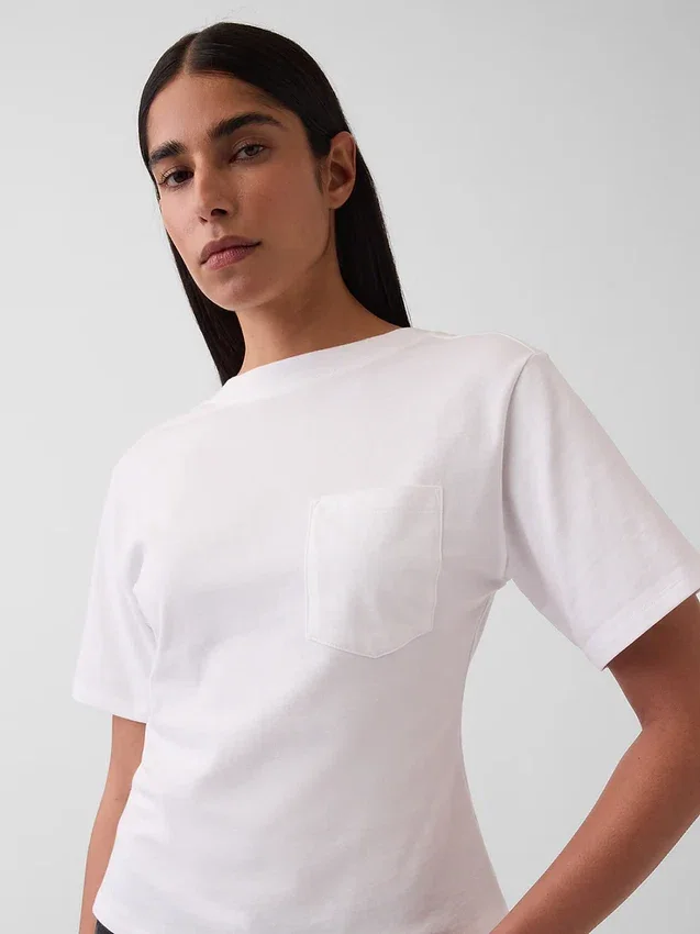 Gapstudio T-shirt med rund rygg och ficka