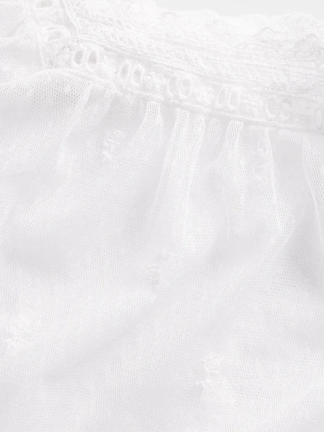Genomskinlig broderad topp i tyll