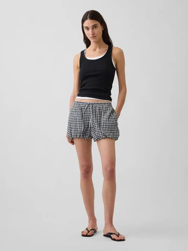 Gingham-shorts med bubbelkant