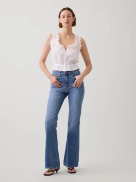 Högmidjade 70-talsjeans med utsvängda ben