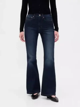 Högmidjade 70-talsjeans med utsvängda ben