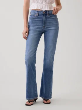 Högmidjade 70-talsjeans med utsvängda ben