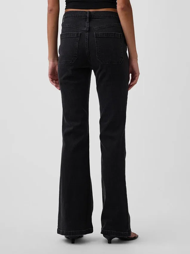 Högmidjade 70-talsjeans med utsvängda ben