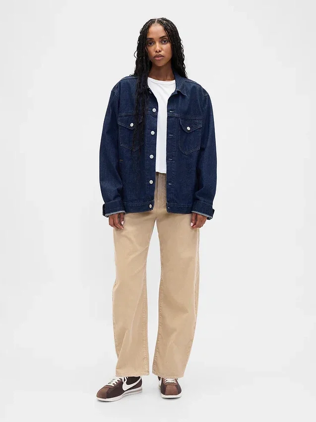 Högmidjade byxor i corduroy