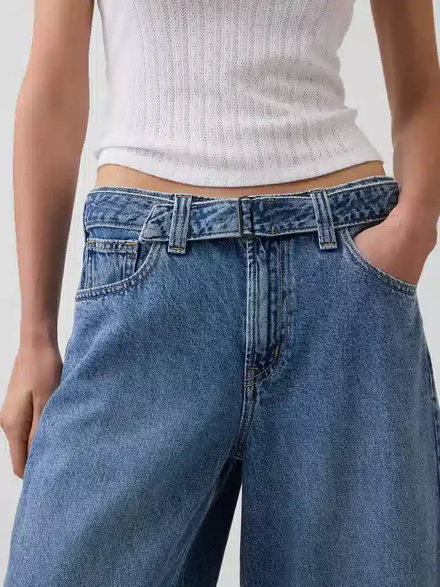 Högmidjade culottejeans med bälten
