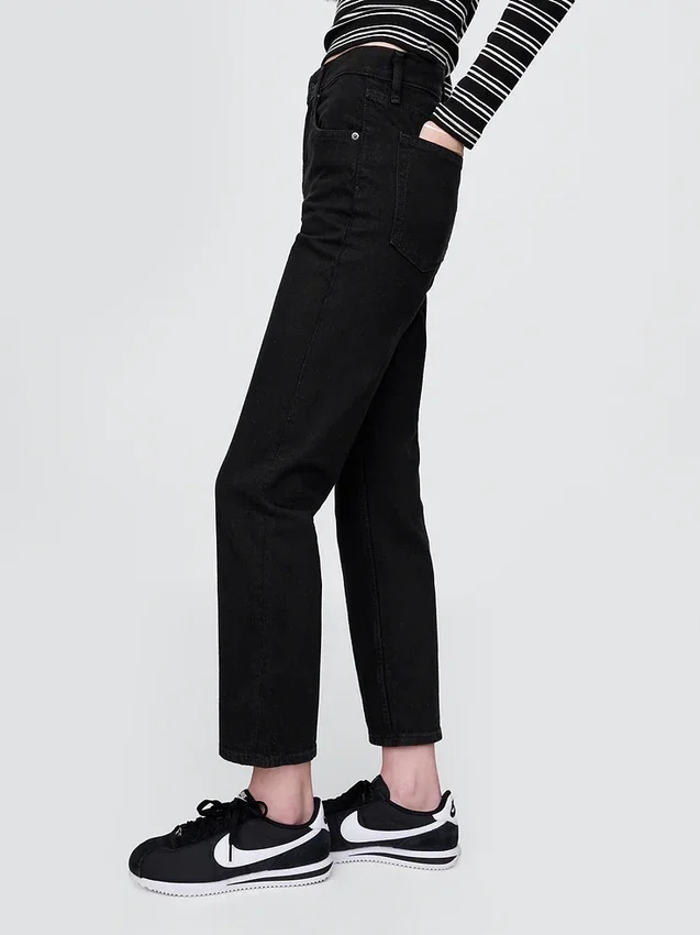 Högmidjade, raka jeans med låg framdel