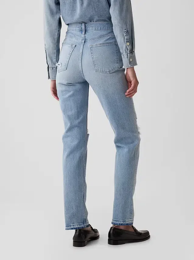 Högmidjade, raka jeans med låg framdel