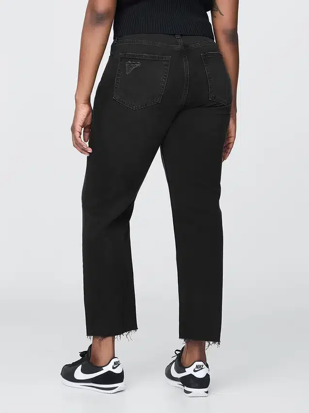 Högmidjade, raka jeans med låg framdel